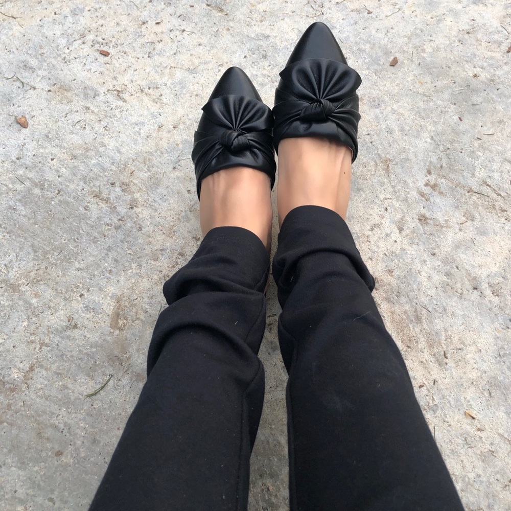 Last 1♥️vegan Black Leather Knot Up Flat Mules - Picture 6 of 7